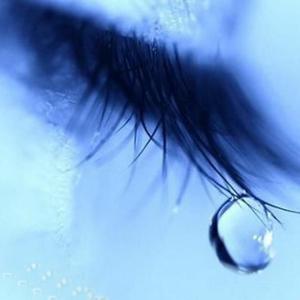 女人张开腿插插
